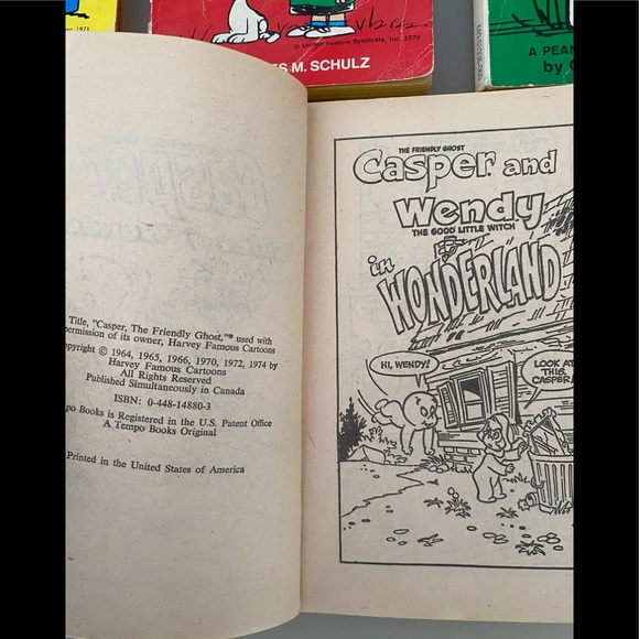Vintage Snoopy and Casper Paperbacks - Picture 7 of 16
